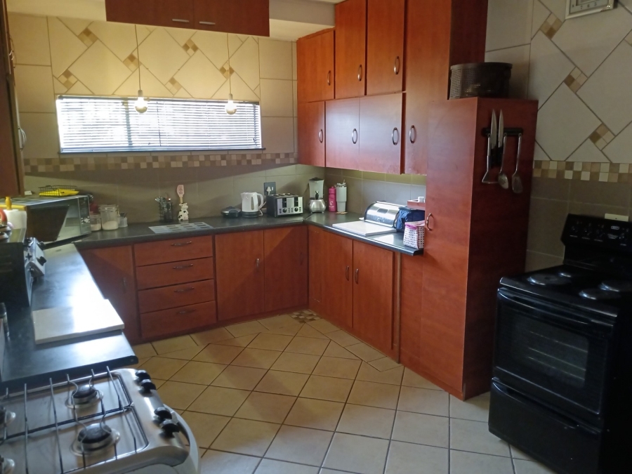 3 Bedroom Property for Sale in Lourenspark North West